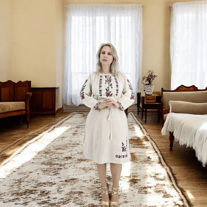 Rochie Traditionala cu broderie Iris 6 [2]