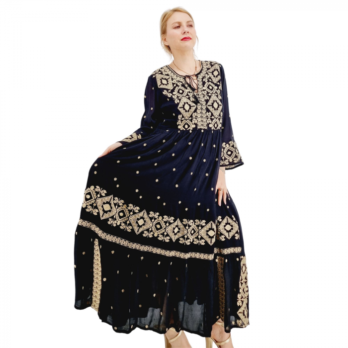Rochie Traditionala cu broderie Melania 2 [7]