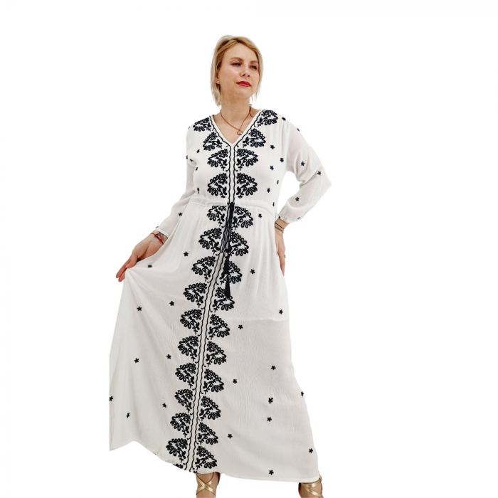 Rochie Traditionala cu broderie Sabina 3 [4]