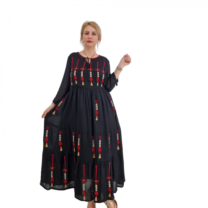 Rochie Traditionala cu broderie Sonora [5]