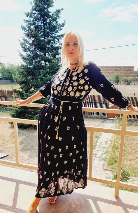Rochie Traditionala cu broderie Sara 7 [2]