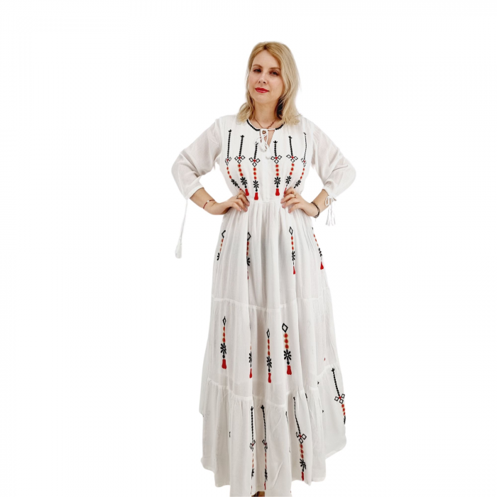 Rochie Traditionala cu broderie Sonora 3 [5]