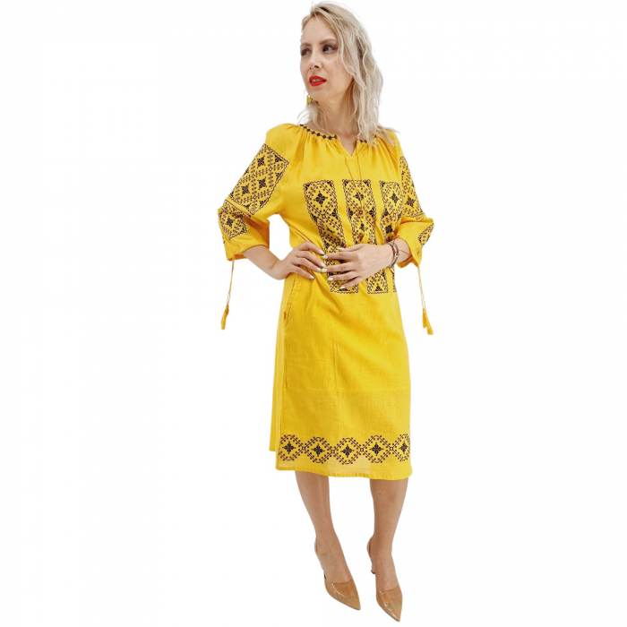 Rochie Traditionala Elodia [4]