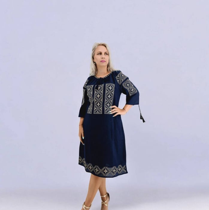 Rochie Traditionala Elodia 5 - masuri mari [4]