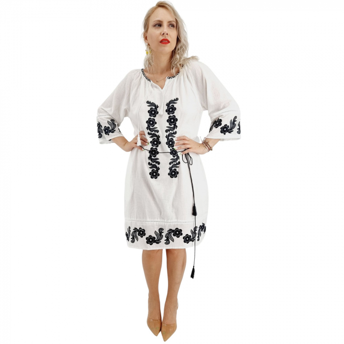 Rochie Traditionala Dorina [2]