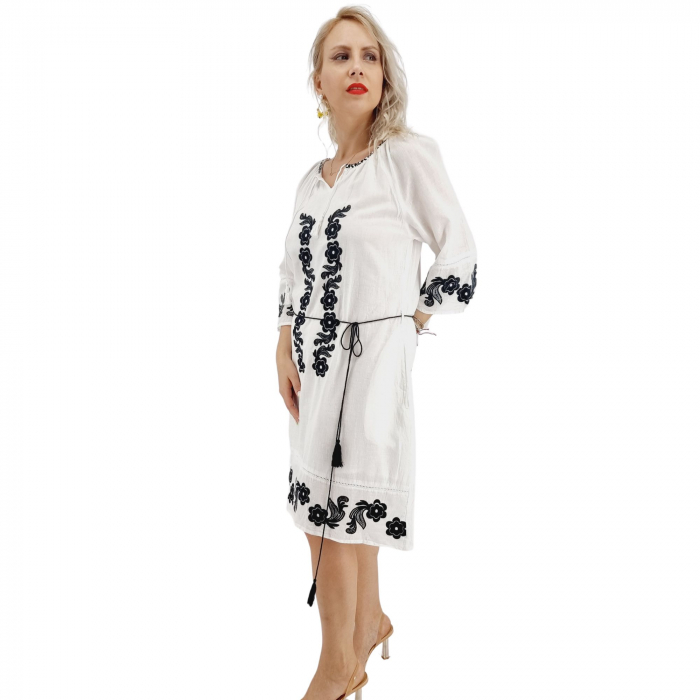 Rochie Traditionala Dorina [5]
