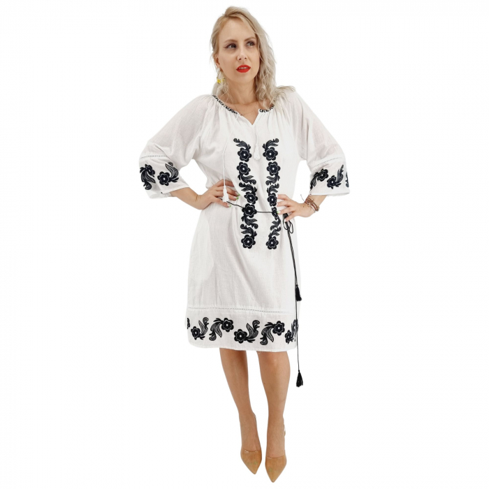 Rochie Traditionala Dorina [3]