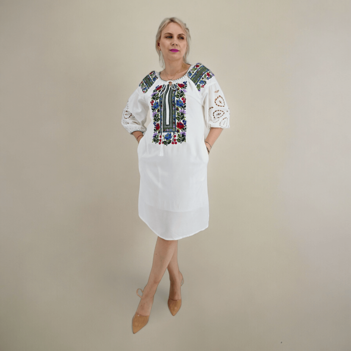 Rochie Traditionala Julianna [4]