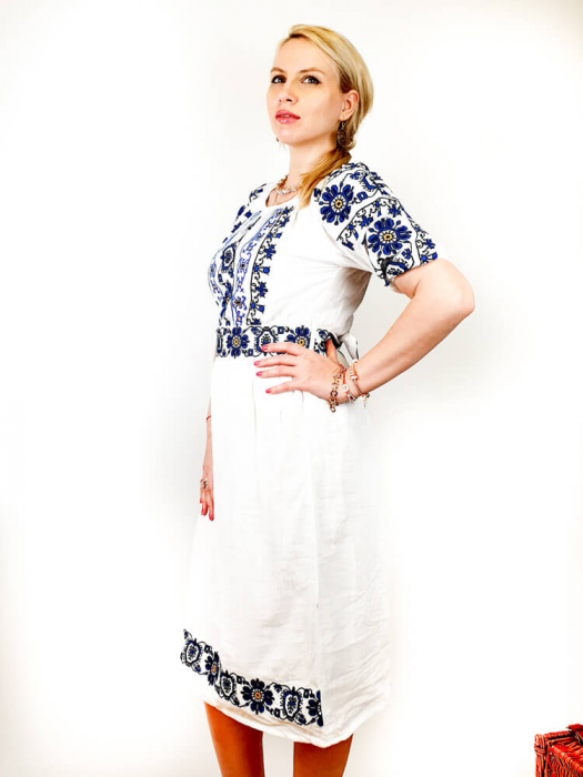 Rochie Traditionala Lorelei cu cordon 2 [2]