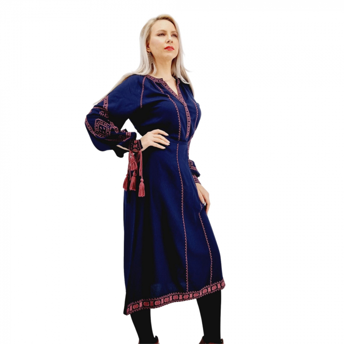Rochie Traditionala Lunga cu broderie indigo Matilda [5]