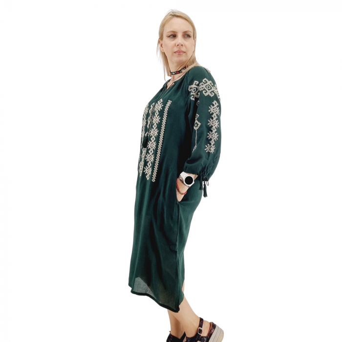 Rochie Traditionala Mihaela 8 [4]