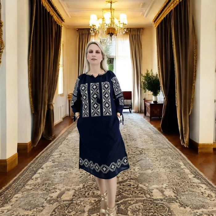 Rochie Traditionala Mihaela 9 [2]