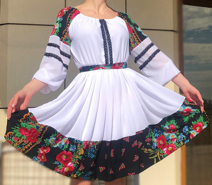 Rochie Traditionala Neta [6]