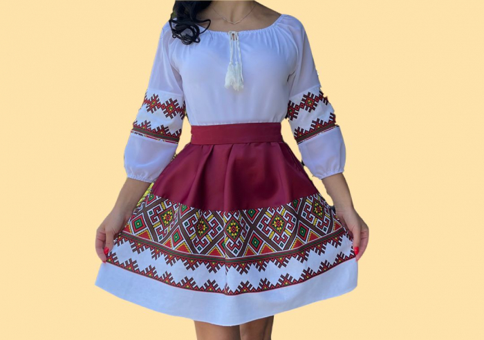 Rochie Traditionala stilizata cu Laura 4 [2]