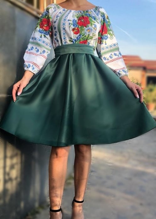 Rochie Traditionala stilizata cu maci 12 [3]