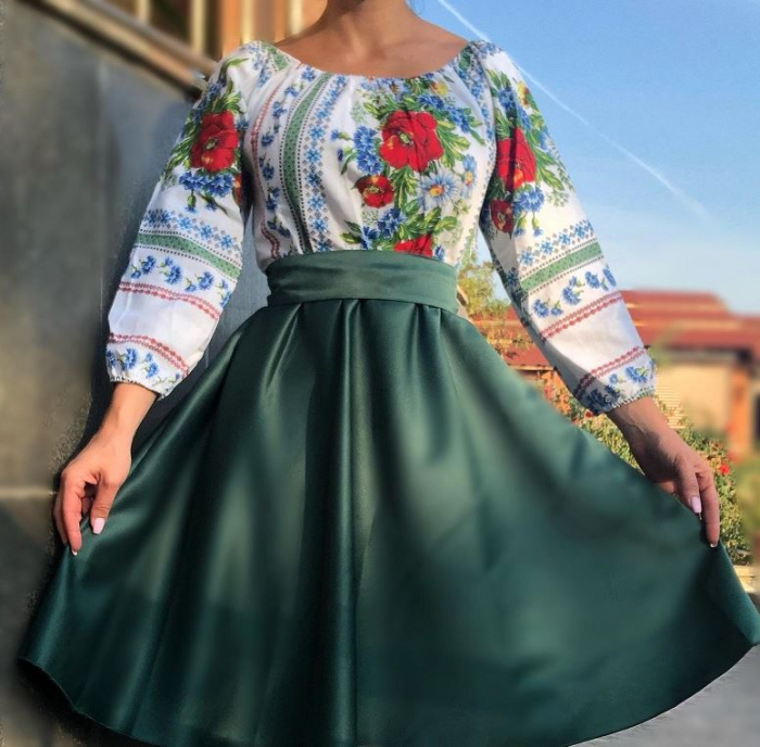 Rochie Traditionala stilizata cu maci 12 [5]