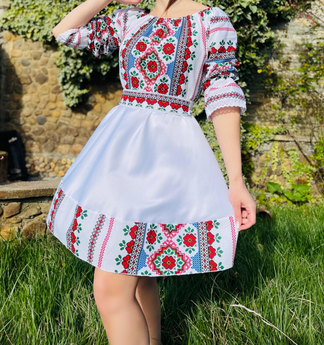 Rochie Traditionala stilizata Leonora [4]