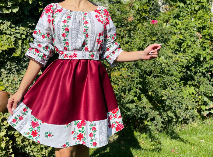 Rochie Traditionala stilizata Melania [5]