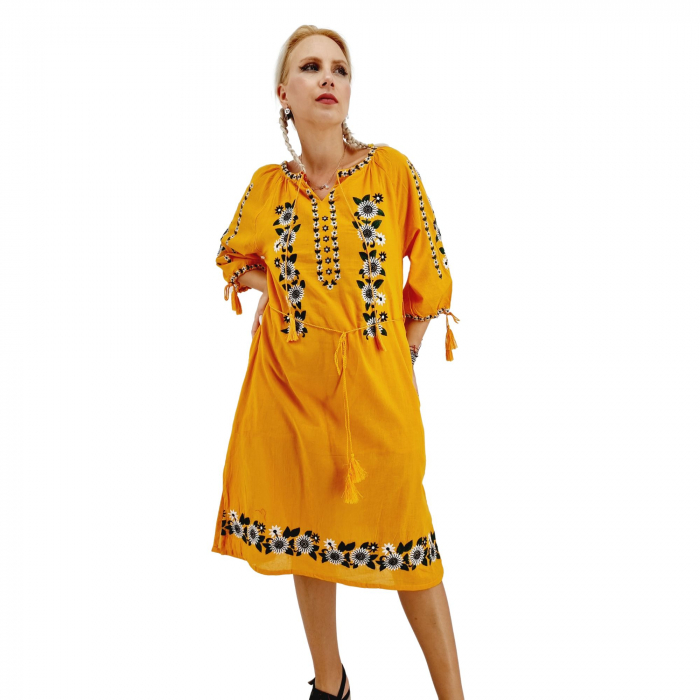Rochie Traditionala Catalina [2]