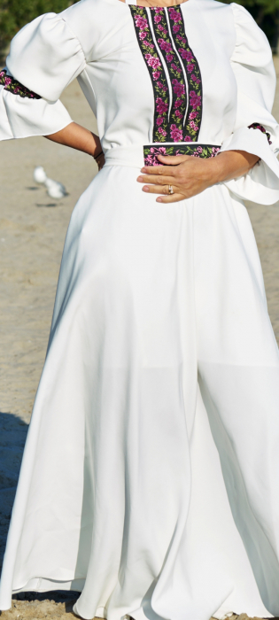 Rochie Traditionala Trandafira 2 [4]