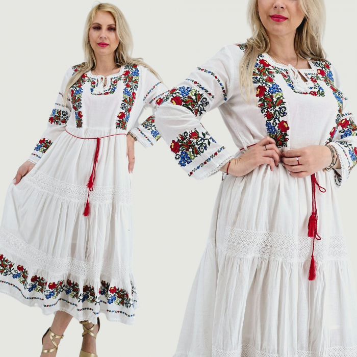 Poze Rochie Traditionala Viviana