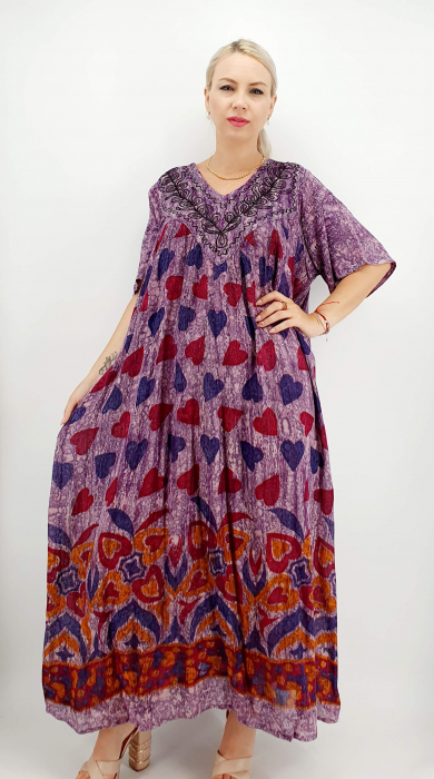 Rochie vaporoasa cu broderie anisoara 7