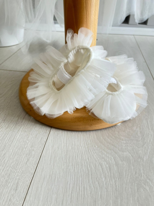 Rochita fetite cu tulle cu balerini si turban - alb [3]