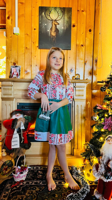 Rochita stilizata cu motive traditionale Elena 3 [7]