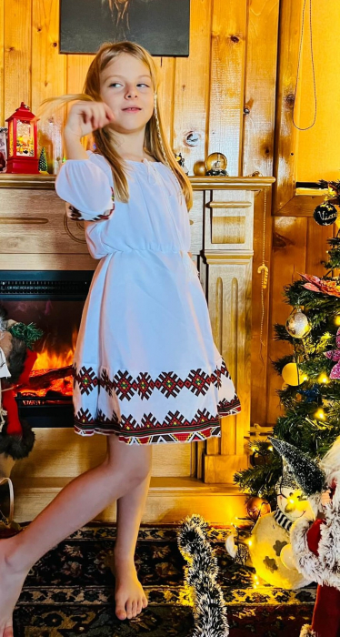Rochita stilizata cu motive traditionale Laura 16 [17]