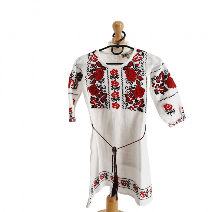 Rochita Traditionala Greta 4 [2]