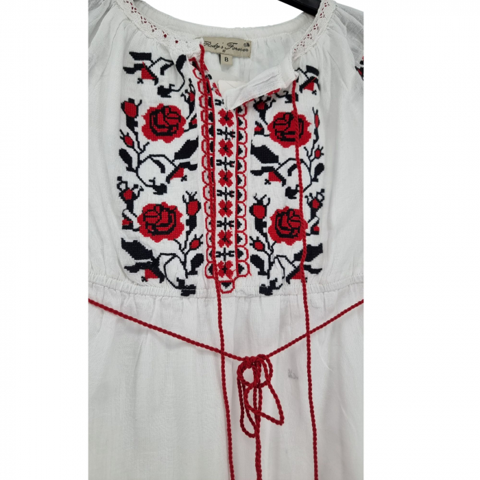 Rochita Traditionala Greta 4 [9]