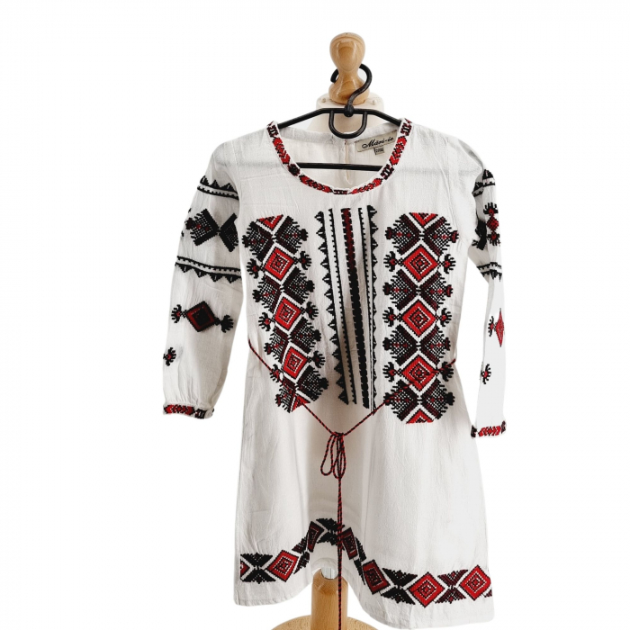 Rochita Traditionala Greta 9 [3]