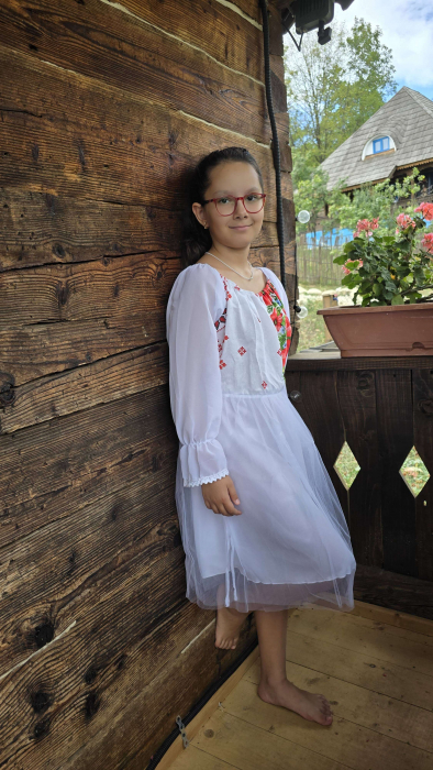 Rochita traditionala stilizata cu Maci 13 [9]