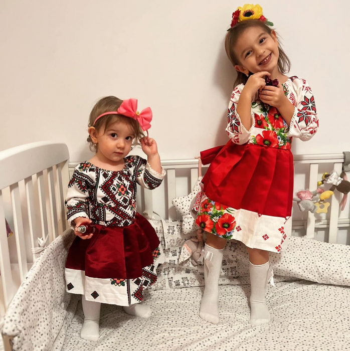Rochita traditionala stilizata cu Maci 3 [5]