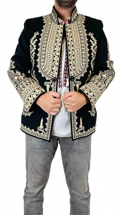 Sacou traditional valeriu 6