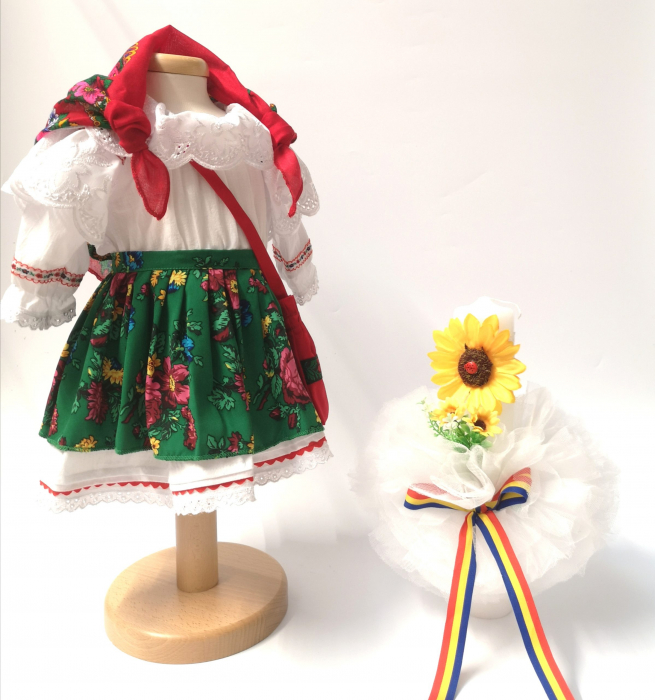 Set Botez Traditional – Costum Traditional Fetite Verde- 2 piese / costumas si lumanare lucrata manual [1]