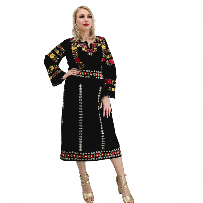 Set stilizat traditional format din ie si fusta 19 [7]