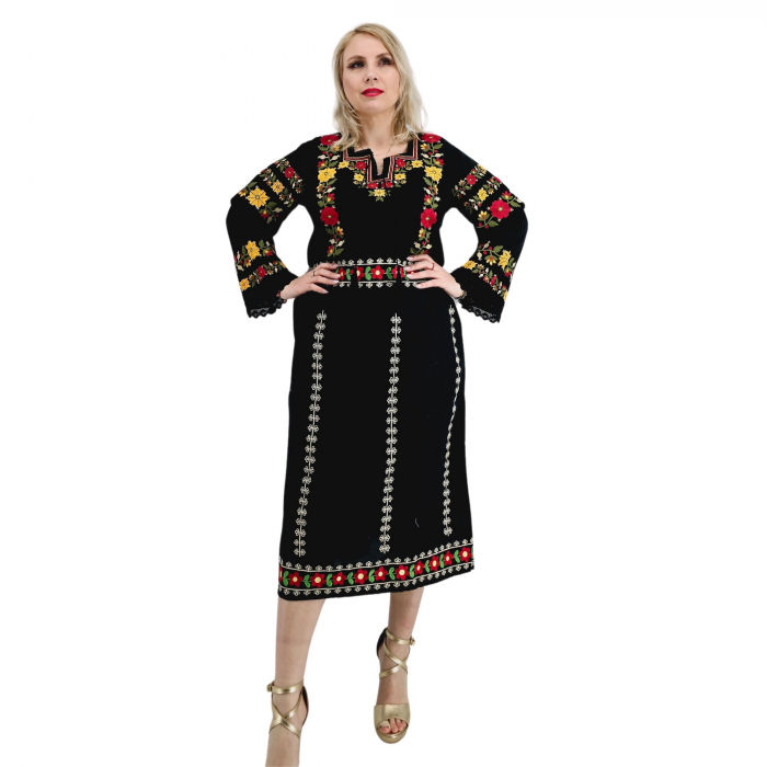 Set stilizat traditional format din ie si fusta 19 [4]