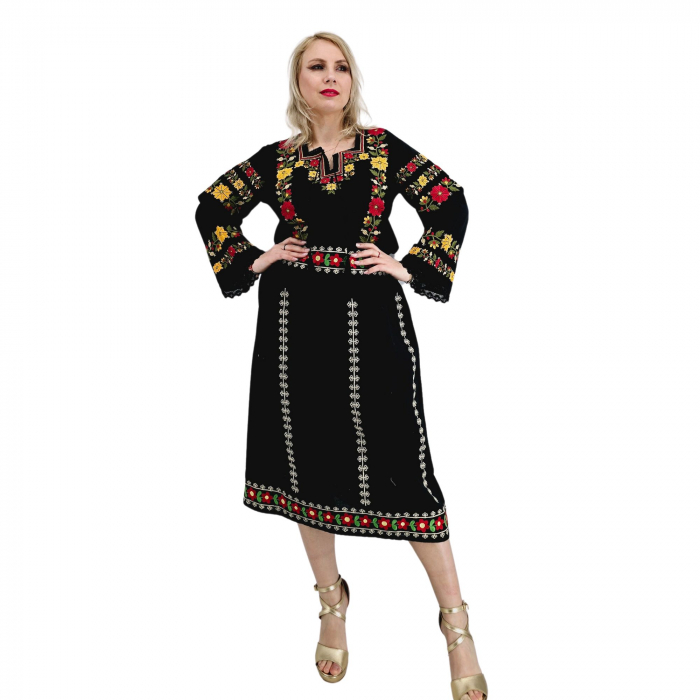 Set stilizat traditional format din ie si fusta 19 [5]