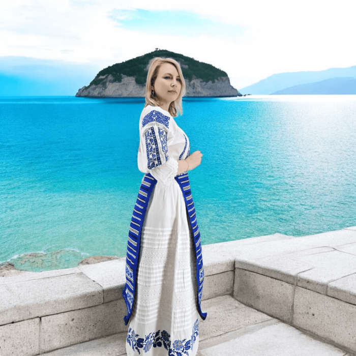 Costum traditional dama Zamfira [4]