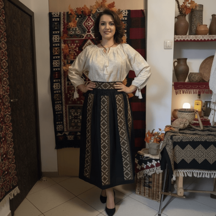 Set traditional format din ie si fusta 210