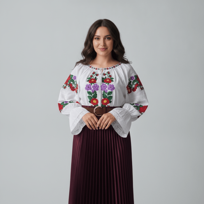 Set traditional format din ie traditionala, fusta plisata si curea 173 [2]