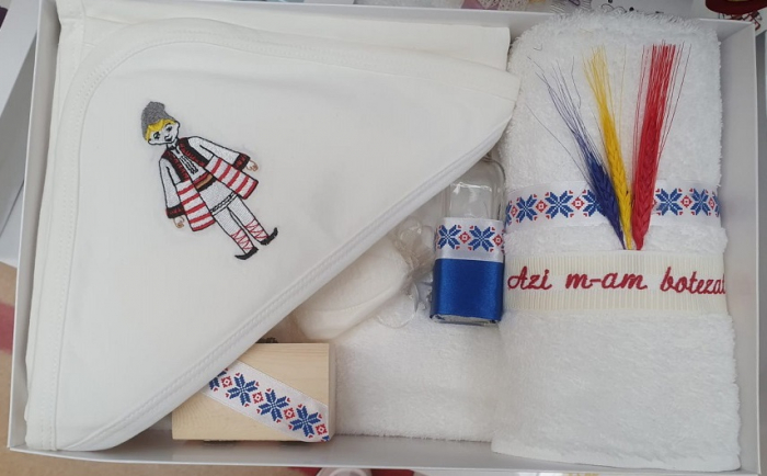 Trusou Botez Brodat - Motive Traditionale 57 [2]
