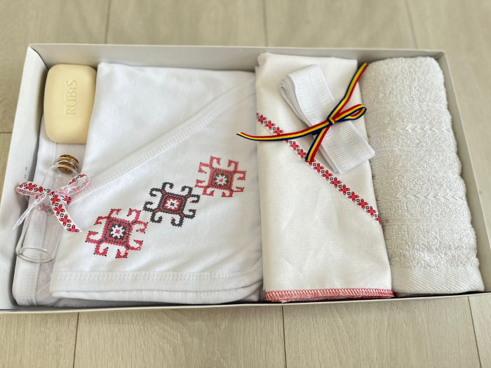 Trusou Botez Brodat - Motive Traditionale 65 [2]