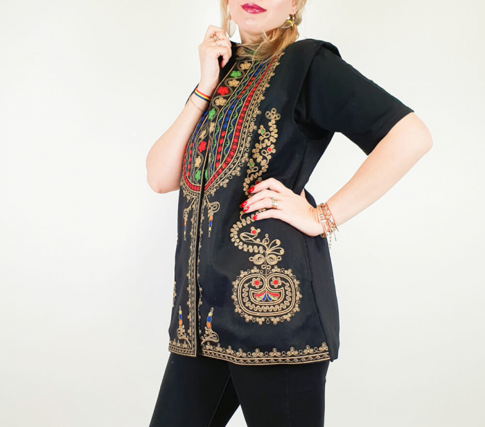 Елегантна жилетка с бродерия – Валерика [2]