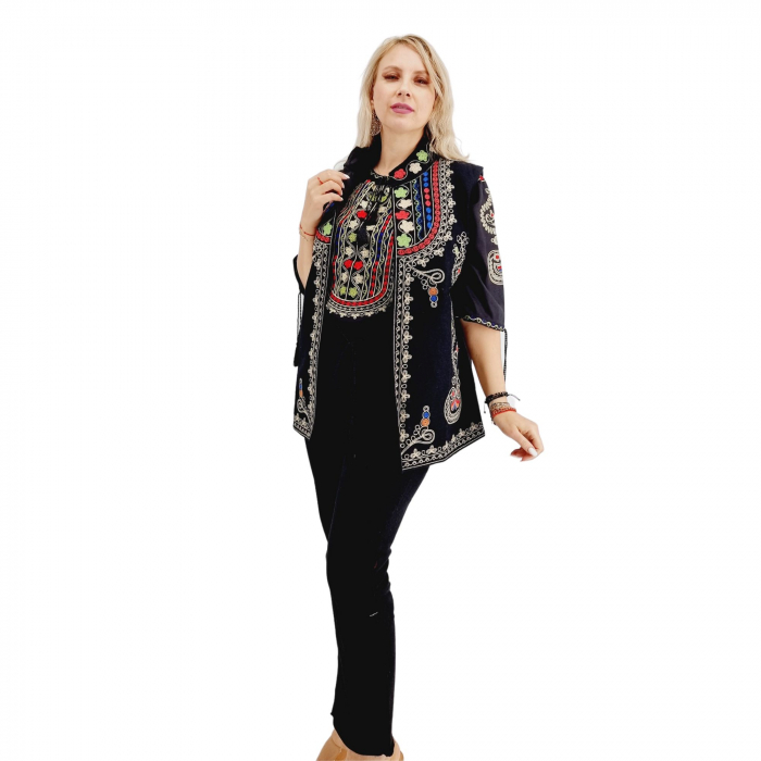 Елегантна жилетка с бродерия – Валерика [7]