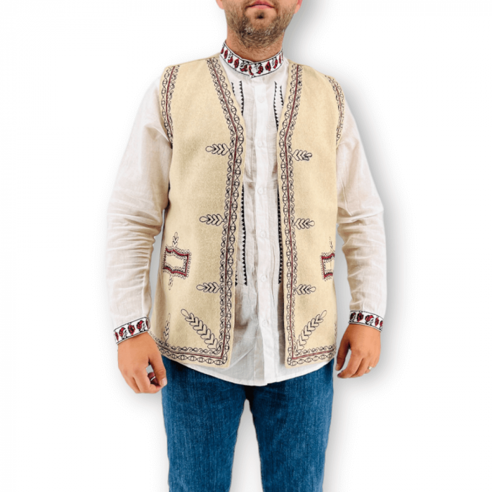 Vesta barbateasca traditionala [4]