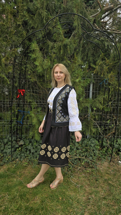 Традиционен елек Тони 10 [4]