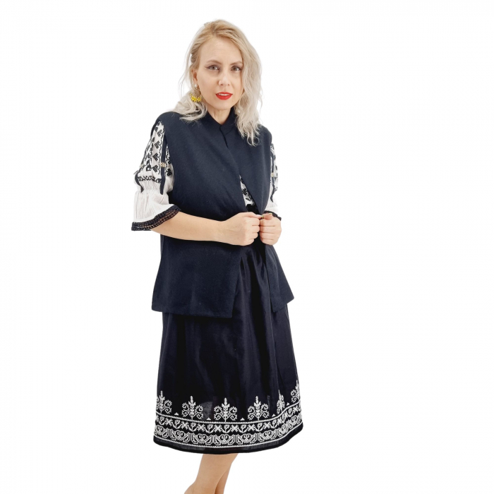 Vesta Neagra simpla [4]