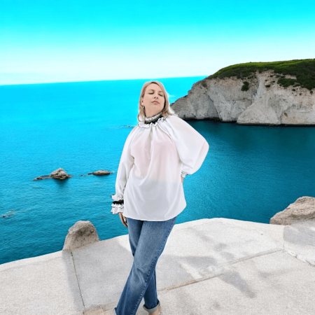 Bluza alba stilizata traditional Amalia 2 [7]